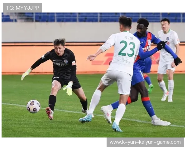 中超球队防守反击效率得到提高，98秒连丢2球!中超保级队防守崩盘,连续2次犯错,罪人...